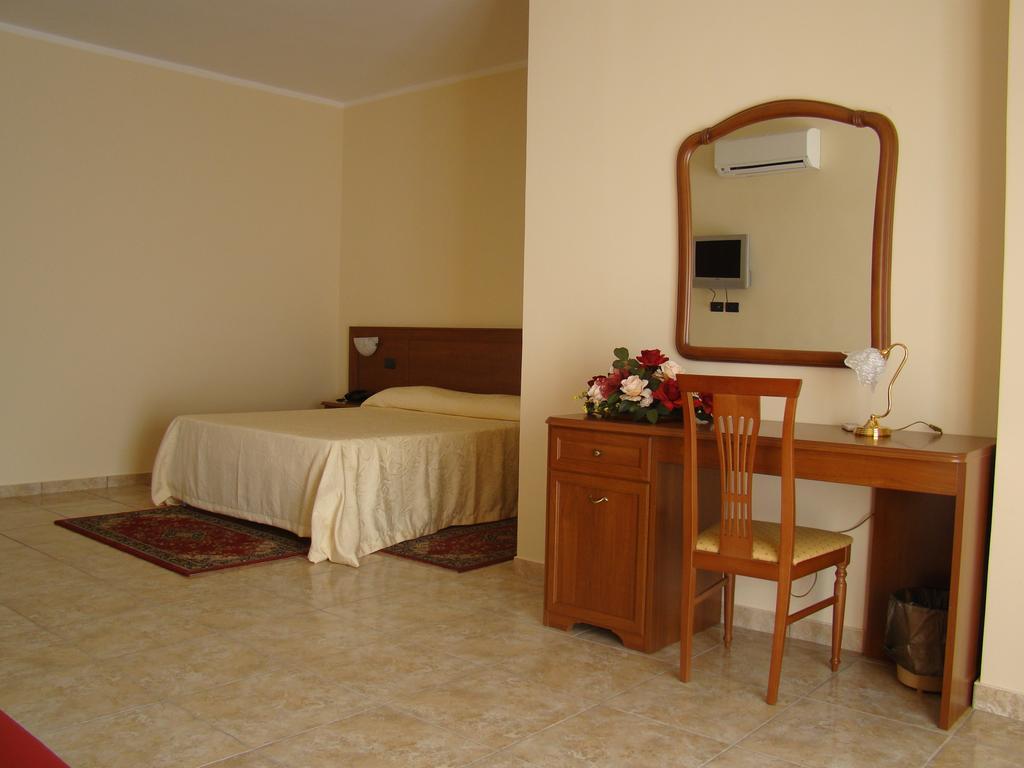 Hotel Ristorante111 Villapiana Zimmer foto