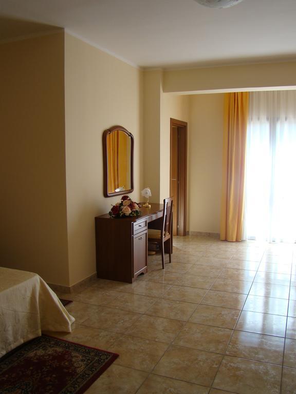 Hotel Ristorante111 Villapiana Zimmer foto